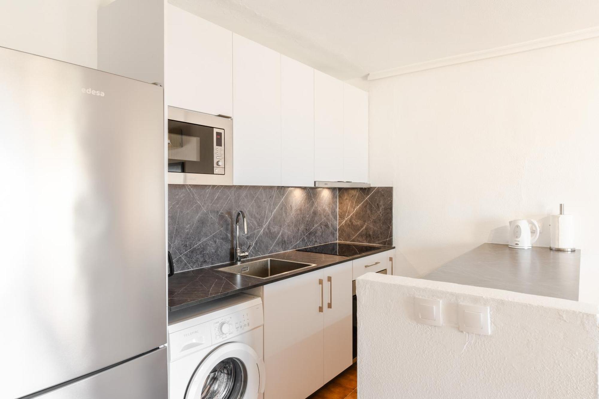 Apartment Oceanfront Tenerife South Albatros 270 *