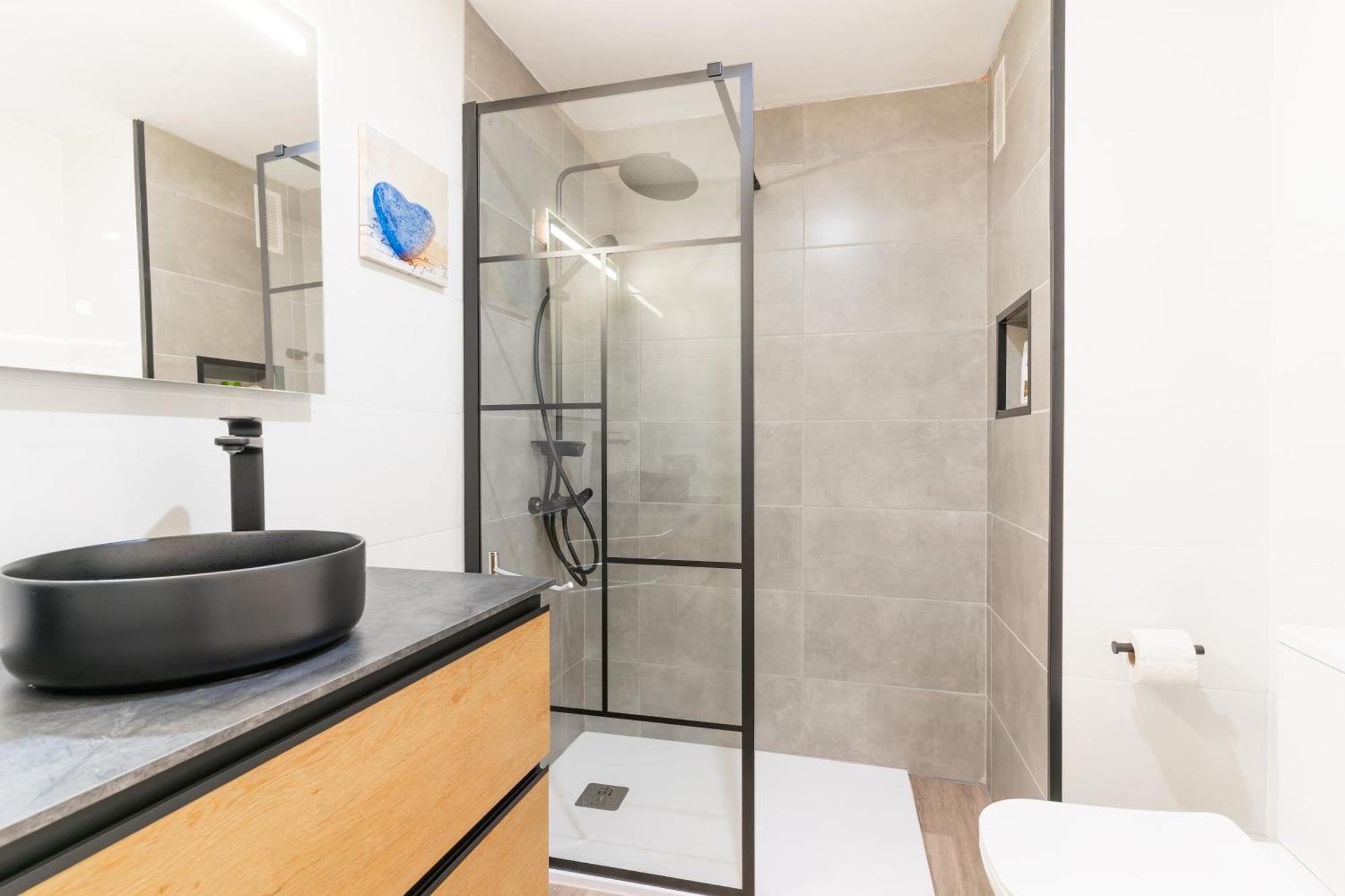 Oceanfront Tenerife South Albatros 270 Apartment *